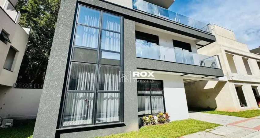 Casa de alto padrão mobiliada com 3 quartos 1 suíte à venda, 133 m² por R$ 1.686.000 - Santa Felicidade, Curitiba/PR