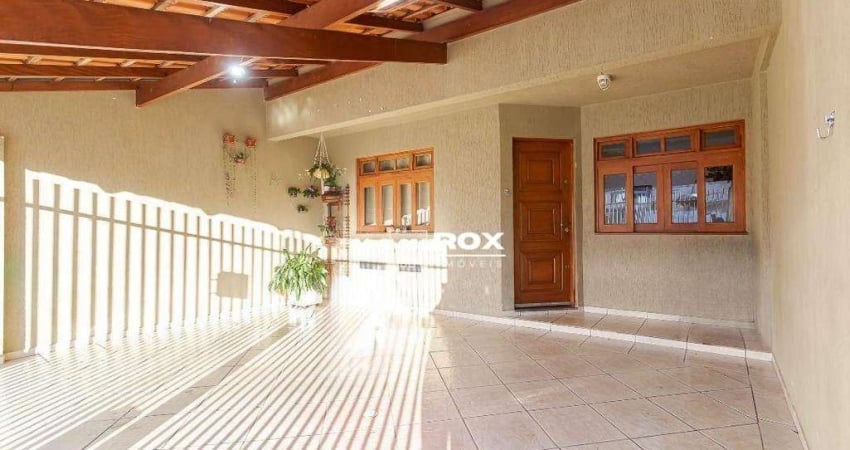 Sobrado com 3 quartos à venda, 100 m² por R$ 580.000 - Boqueirão, Curitiba/PR