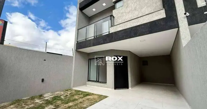 Sobrado com 3 quartos 1 suíte à venda, 181 m² por R$ 950.000 - Hauer, Curitiba/PR