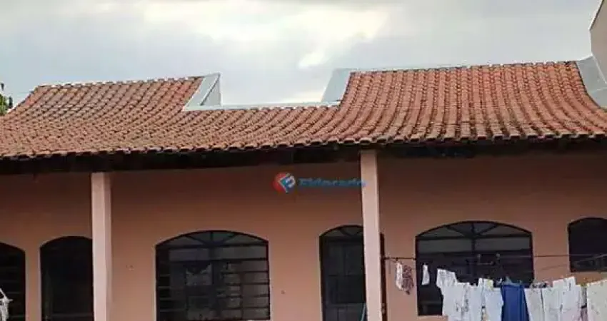 Casa com 2 quartos, 01 suíte, terreno 350 m²,   por R$ 350.000 - Jardim Minezotta ( Bairro Matão ) - Sumaré/SP. Aceita financiamento.