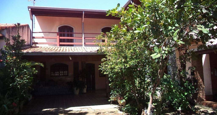 Casa com 3 dormitórios à venda, 241 m² por R$ 500.000,00 - Vila Carlota - Sumaré/SP