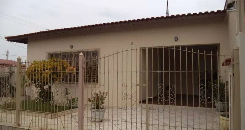 Casa com 3 dormitórios à venda, 200 m² por R$ 460.000,00 - Vila Carlota - Sumaré/SP