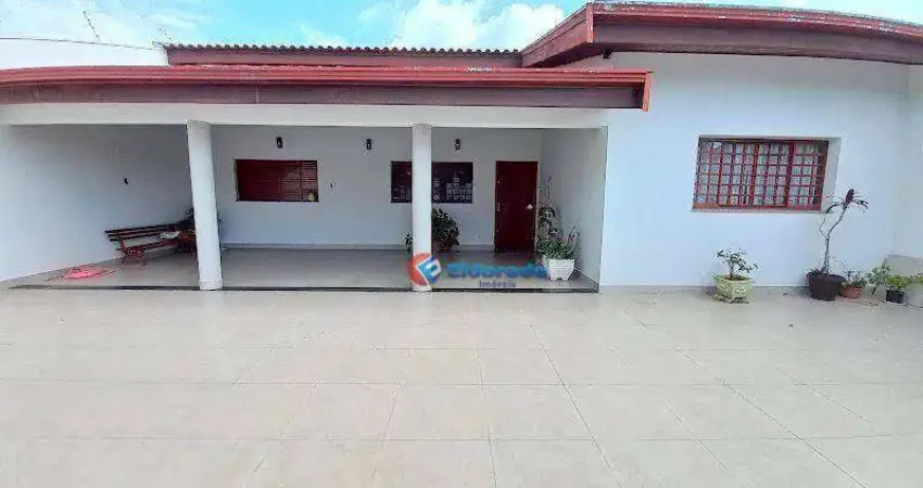Casa com 4 dormitórios à venda, 225 m² por R$ 830.000,00 - Jardim Amélia - Americana/SP