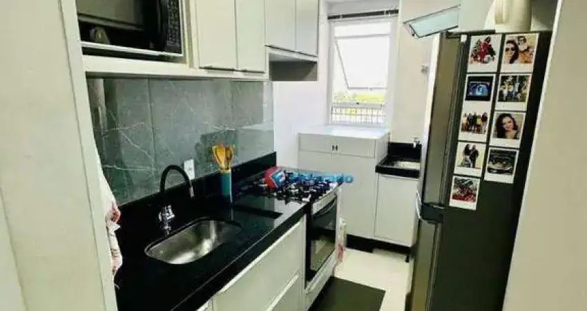 Apartamento com 2 dormitórios à venda, 53 m² por R$ 240.000 - Residencial Villa Romana - Limeira/SP