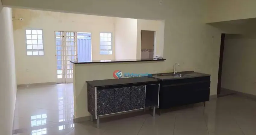 Casa com 3 quartos para alugar na Rua Ernesto Bergamasco, Vila Real, Hortolândia