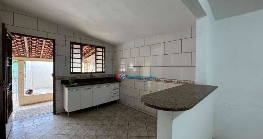 Casa com 2 dormitórios para alugar, 80 m² por R$ 1.222,50/mês - Altos de Sumaré - Sumaré/SP
