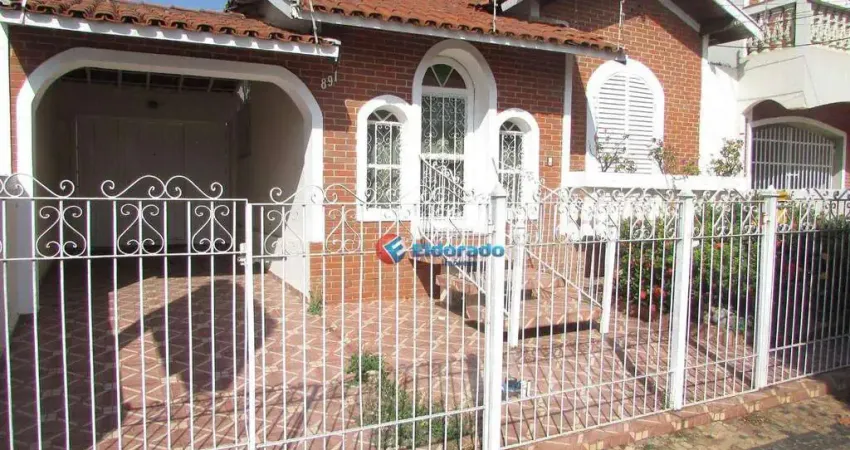 Casa com 3 quartos para alugar na Rua Dom Barreto, Centro, Sumaré