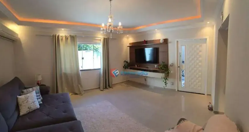 Casa com 5 quartos à venda, 200 m² por R$ 850.000 - Parque Franceschini - Sumaré/SP