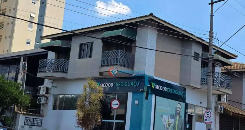 Casa com 3 quartos para alugar na Rua Francisco Duarte, Vila Santana, Sumaré
