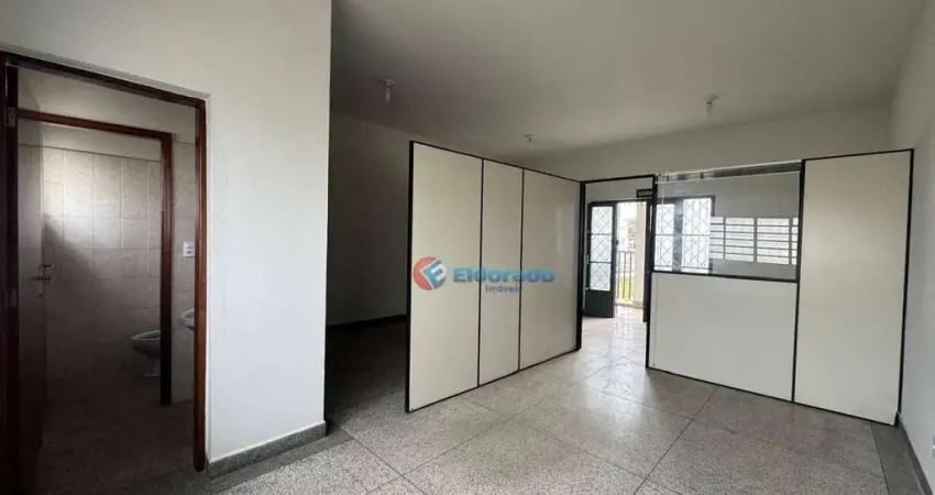 Sala comercial com 3 salas para alugar na Rua Máximo Biondo, Centro, Sumaré