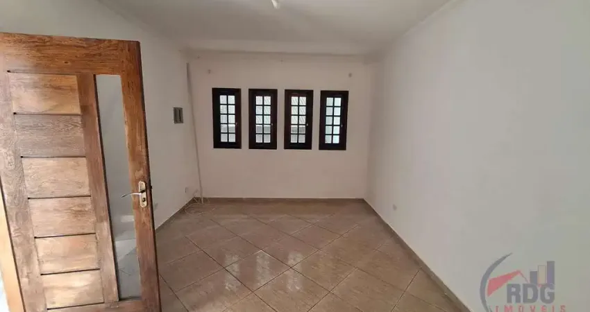 Casa com 3 quartos para alugar na Rua Quinta de Almiara, 186, Parque Santo Antônio, São Paulo
