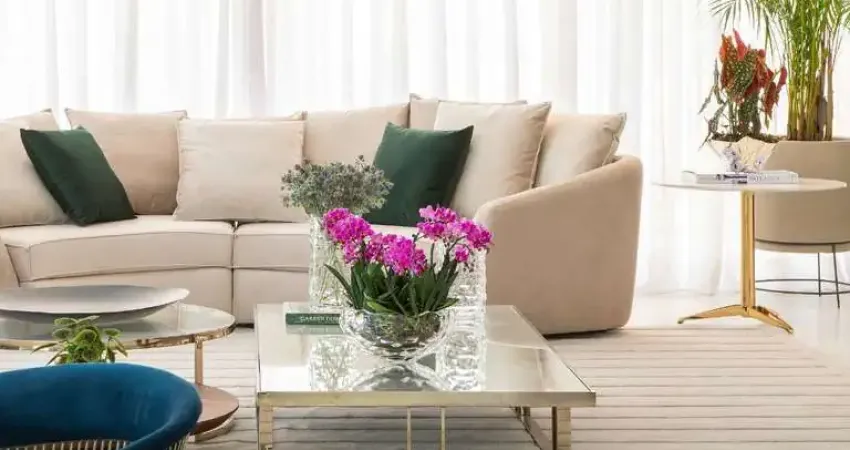 Apartamento com 3 suítes em frente o Vaca Brava