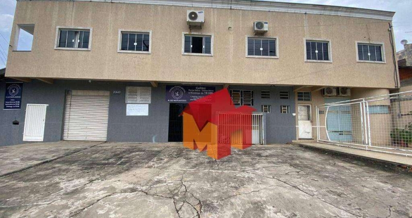 Imóvel excelente para investidores, já rendendo alugueis.  03 apartamentos e 03 salões no bairro Morada do Sol - Americana/SP