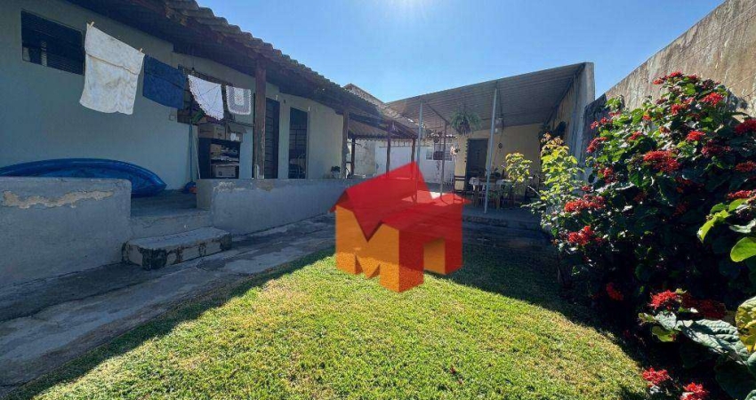 Casa com 3 dormitórios à venda, 215 m² por R$ 430.000,00 - Vila Galo - Americana/SP