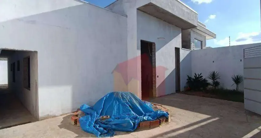 Casa com 3 dormitórios à venda, 200 m² por R$ 600.000 - Pacaembu - Americana/SP