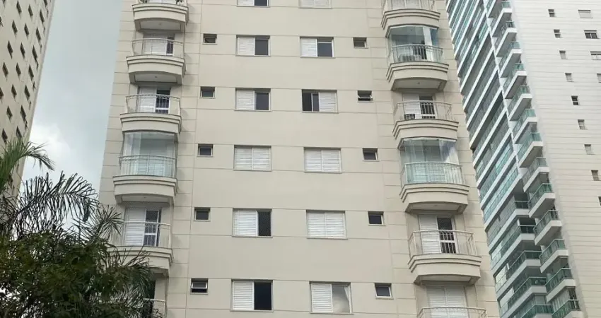 3 dorm. sendo 1 suíte -2 vagas sacada com vista para a praça Oiapoque ( gruta)