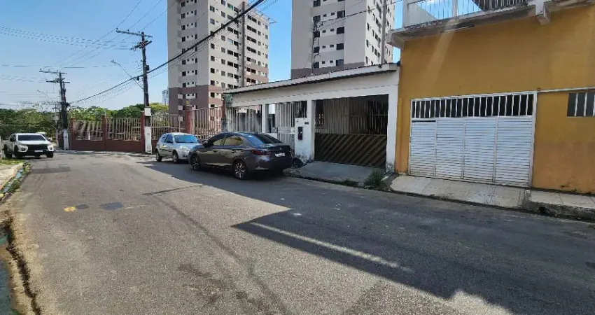 Casa com 4 quartos à venda na Rua Brigadeiro João Camarão, 15, Dom Pedro I, Manaus