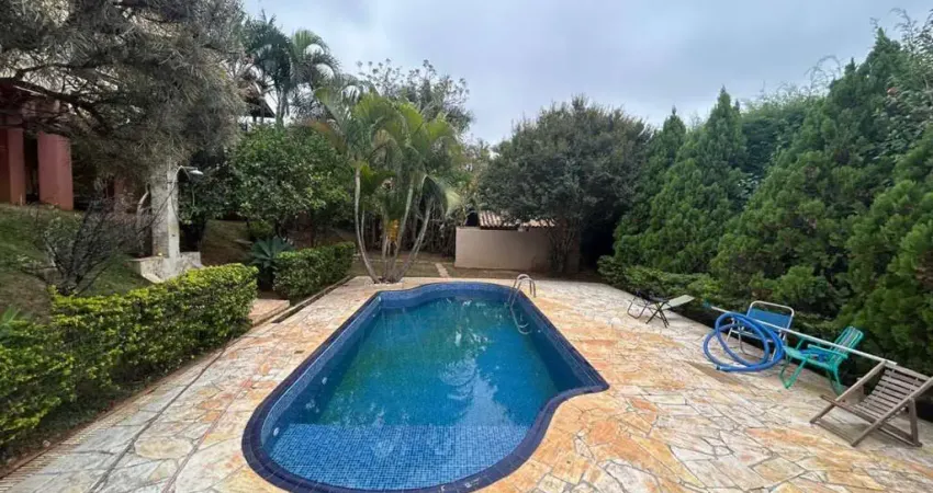 CASA DE 300 M² COM 4 DORMITÓRIOS, SENDO 1 SUÍTE, NO LOTEAMENTO PORTAL DA COLINA EM JUNDIAÍ - SP
