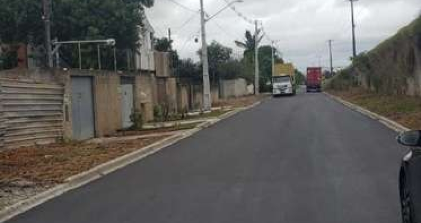 Terreno à venda na Rua Atílio Pioto, 5541, Uberaba, Curitiba