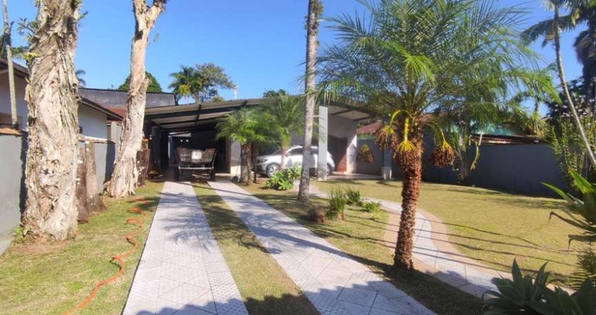 Casa para Venda em São Sebastião, Boraceia, 4 dormitórios, 2 suítes, 3 banheiros