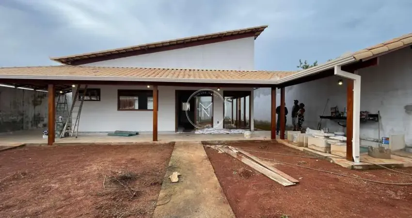 Casa com 3 dormitórios sendo 1 suíte à venda no Novo Igarapé