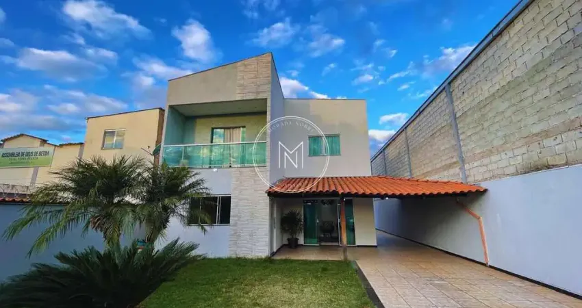 Casa com 4 dormitórios à venda no Bairro Pedra branca