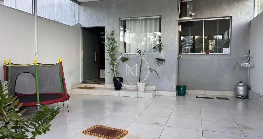 Casa com 3 dormitórios à venda no Pousada das Rosas