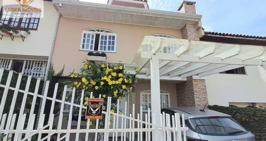Sobrado Triplex 3 dorms. 135m2 venda Barreirinha em Curitiba.