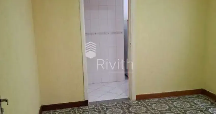 Excelente Salão Comercial de 75m², 3 salas, 2 banheiros, 1 vaga de garagem no Bairro Jardim  -  Santo André
