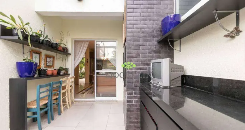 Sobrado à Venda Bom Retiro, Curitiba com 4 Quartos, 163 m² por R$ 998.000