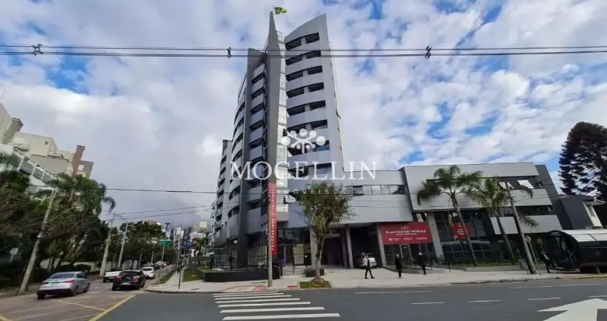 Sala comercial com 4 salas para alugar na Rua Ubaldino do Amaral, 1024, Centro, Curitiba