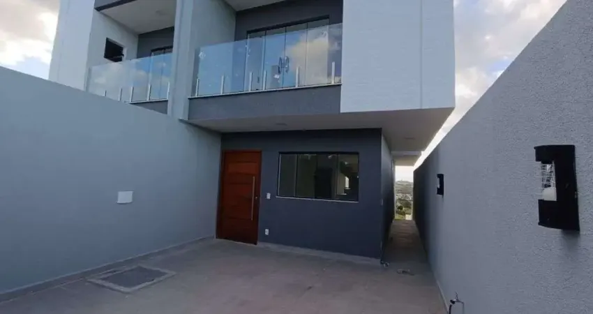 Casa com 3 dormitórios à venda, 149 m² por R$ 550.000,00 - Vale das Palmeiras - Macaé/RJ