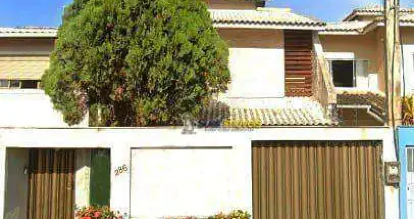 Casa com 3 dormitórios à venda, 191 m² por R$ 1.100.000,00 - Riviera Fluminense - Macaé/RJ