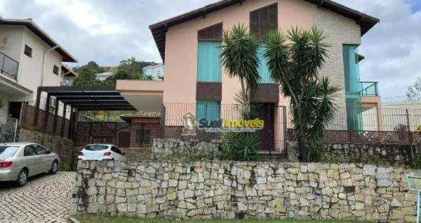 Casa com 5 dormitórios para alugar, 350 m² por R$ 10.076,67/mês - Green Land - Macaé/RJ