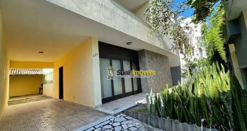 Casa com 3 dormitórios à venda, 240 m² por R$ 1.100.000,00 - Imbetiba - Macaé/RJ