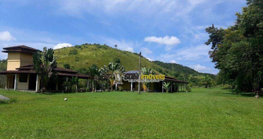Sítio com 4 dormitórios à venda, 30000 m² por R$ 1.550.000 - Zona Rural - Conceição de Macabu/RJ