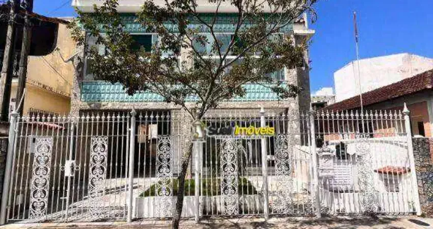 Casa com 3 dormitórios à venda, 324 m² por R$ 1.200.000 - Imbetiba - Macaé/RJ