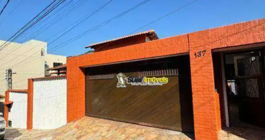 Casa com 4 dormitórios à venda, 251 m² por R$ 1.300.000,00 - Jardim Pinheiro - Macaé/RJ