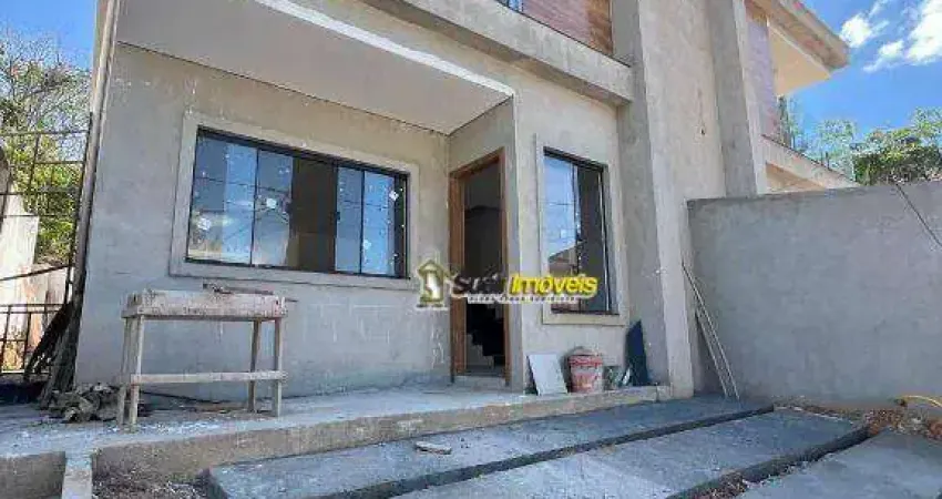 Casa com 3 dormitórios à venda, 146 m² por r$ 690.000 - vale encantado - macaé/rj