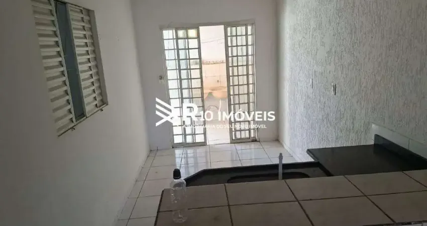 Casa para aluguel, 2 quartos, 1 vaga - Bairro Granada, Uberlândia MG