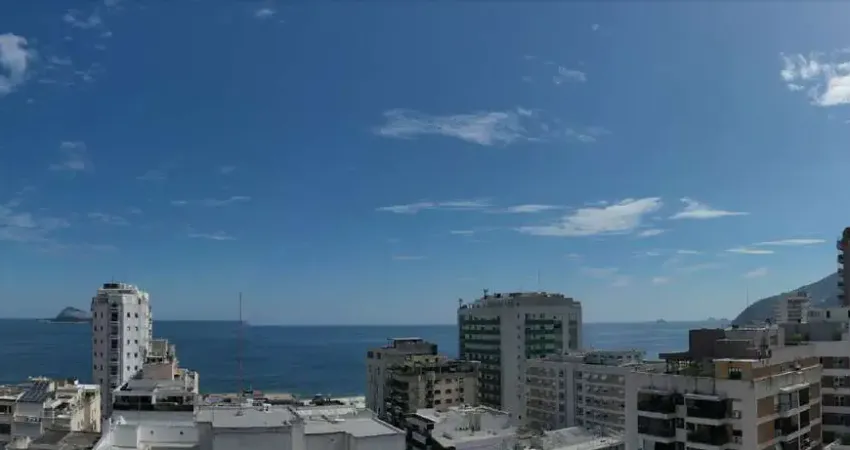 Apartamento Flat, no luxuoso Marias Estúdios Ipanema,  entre Postos 8 e 9, a poucos passos da Praia de Ipanema.