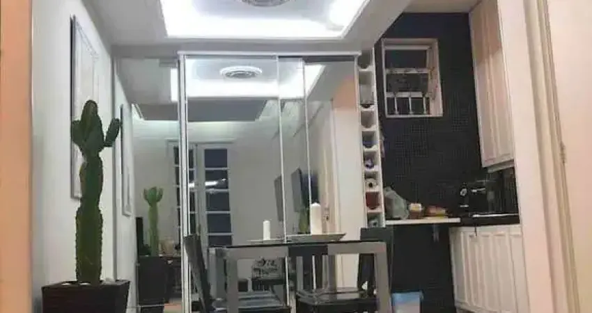 Apartamento Reformado, 2 suítes, numa das melhores ruas do Leblon. Excelente investimento shortstay.