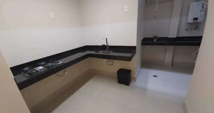 Excelente oportunidade, 78m², 2 quartos, vaga alugada, reformado, em copacabana