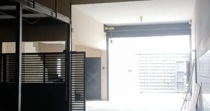 Barracão / Galpão / Depósito com 2 salas para alugar na Vila Nova Galvão, São Paulo 