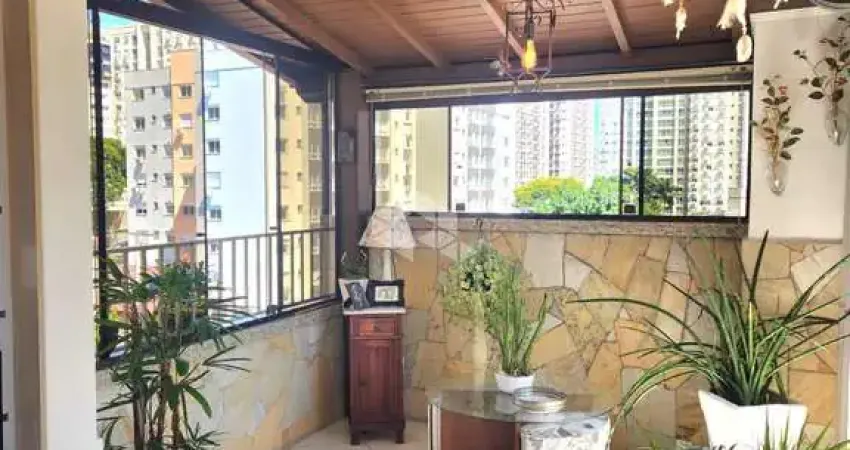 Cobertura 3 quartos, 2 vagas escrituradas no bairro passo d'areia .