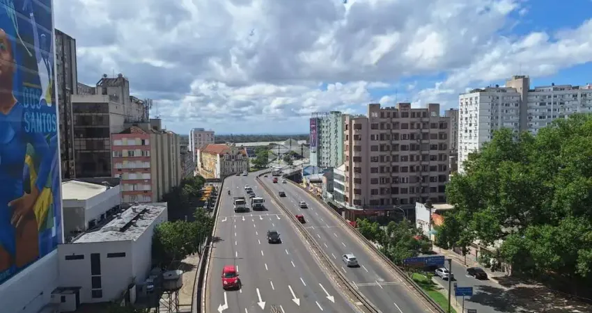 Apartamento de 3 quartos, vaga de garagem, elevador, em frente a santa casa e colg. rosário