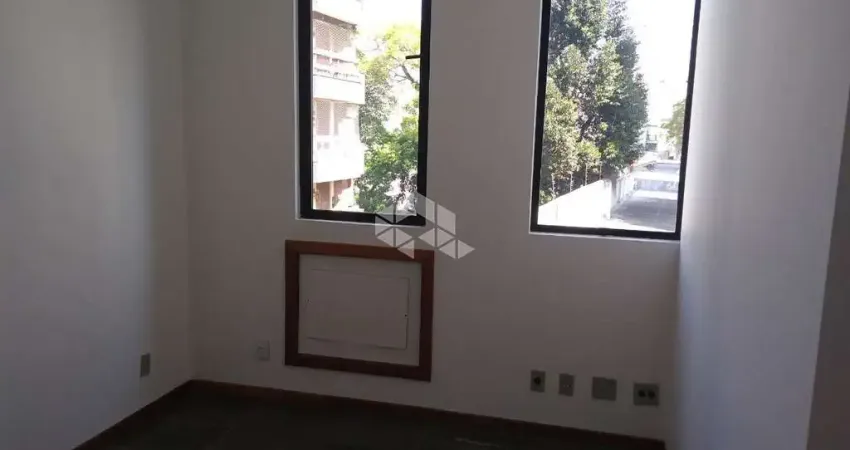 Sala comercial com 1 sala à venda na Rua Miguel Tostes, 533, Rio Branco, Porto Alegre