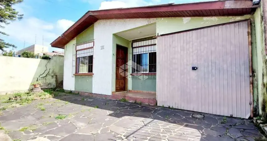 Casa com 3 quartos à venda na Antenor Caldas Numero, 185, Morada da Colina, Guaíba