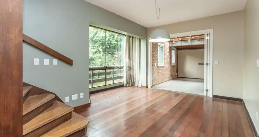 Casa de 3 quartos,1 suíte, hidromassagem, closet, 3 vagas de garagem