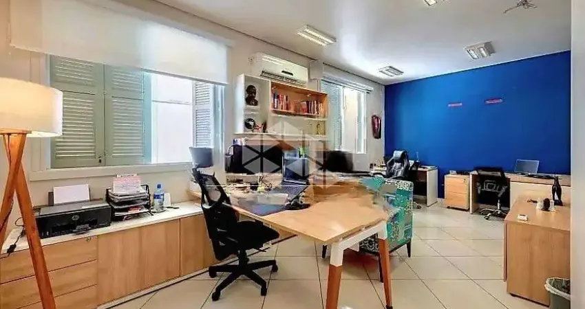 Sala comercial com 1 sala à venda na Avenida Cristóvão Colombo, 1132, Floresta, Porto Alegre